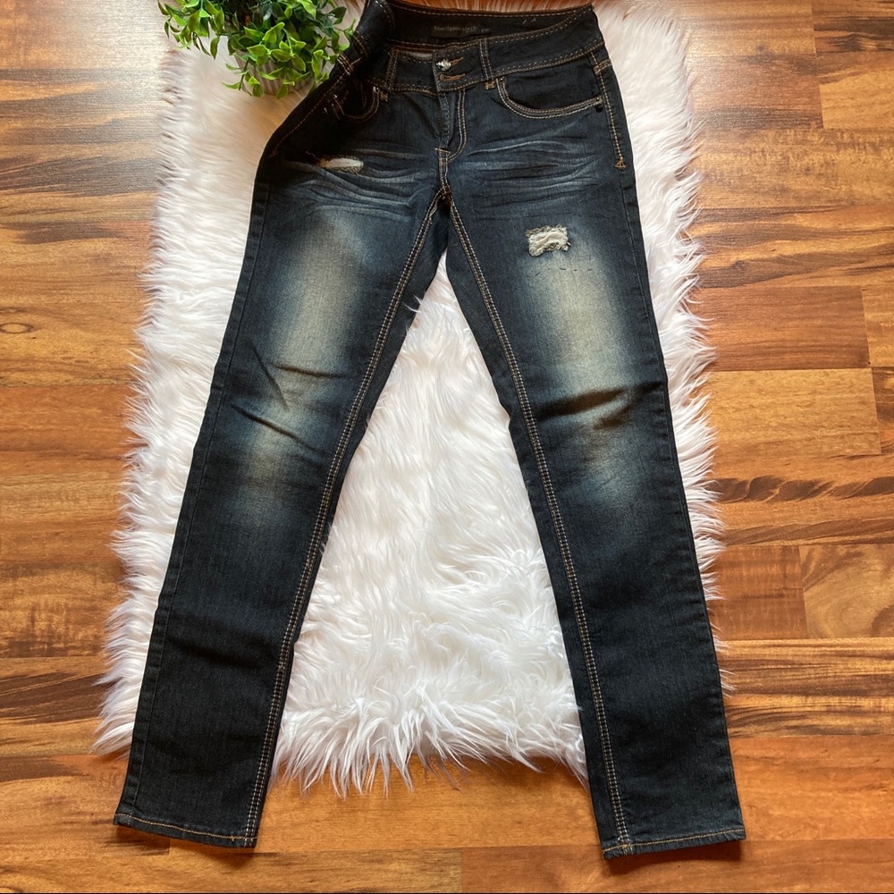 Twenty One Black distressed jeans size 5/6